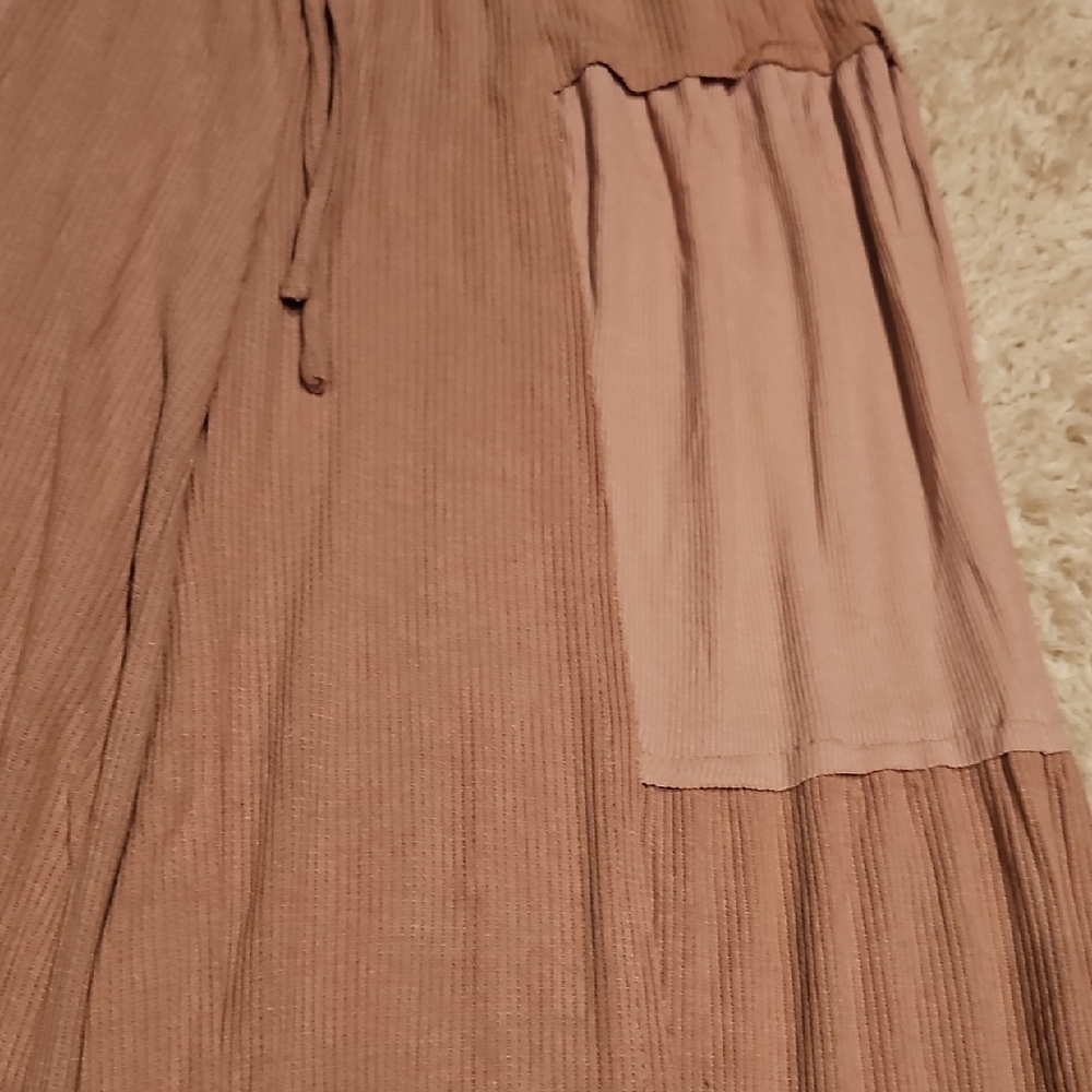 252 POL Blush and Tan Wide-Leg Pants - Picture 2 of 5